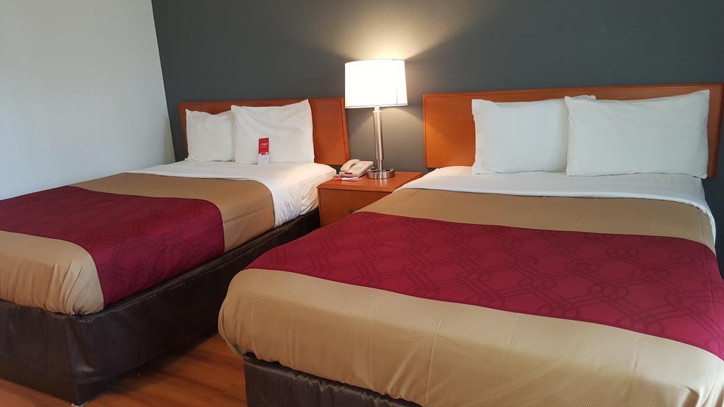 Econo Lodge Inn & Suites Johnson City Zewnętrze zdjęcie